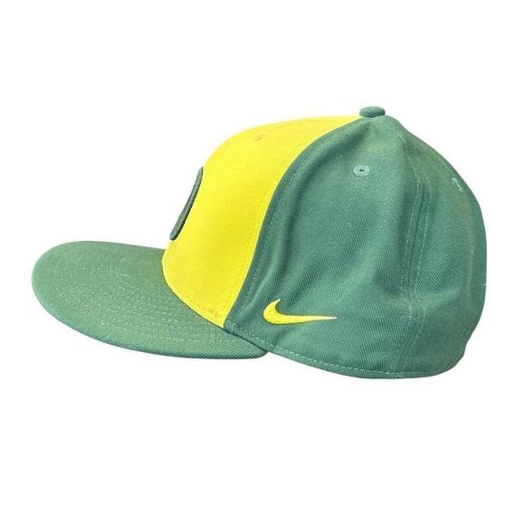 Nike Oregon Ducks Vintage Fitted Hat Green Unisex Size 7 - Picture 3 of 6
